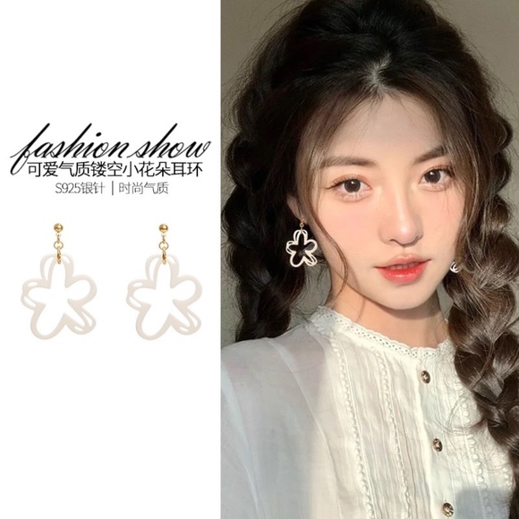 Brand New Earring - Picture 4 of 5